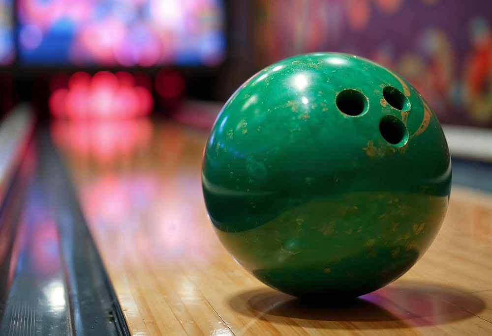 bowling accocks green